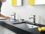 Смеситель Hansgrohe Metris 31285000 для раковины с гигиеническим душем