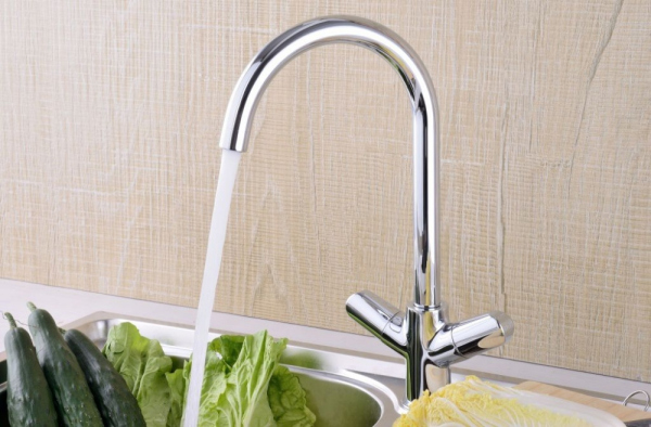 Смеситель для кухни IDDIS Funk FUNSBJ0i05