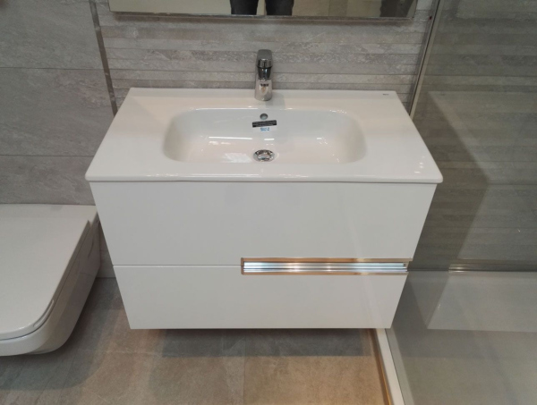 Тумба с раковиной Roca Victoria Nord Ice Edition 80 белая